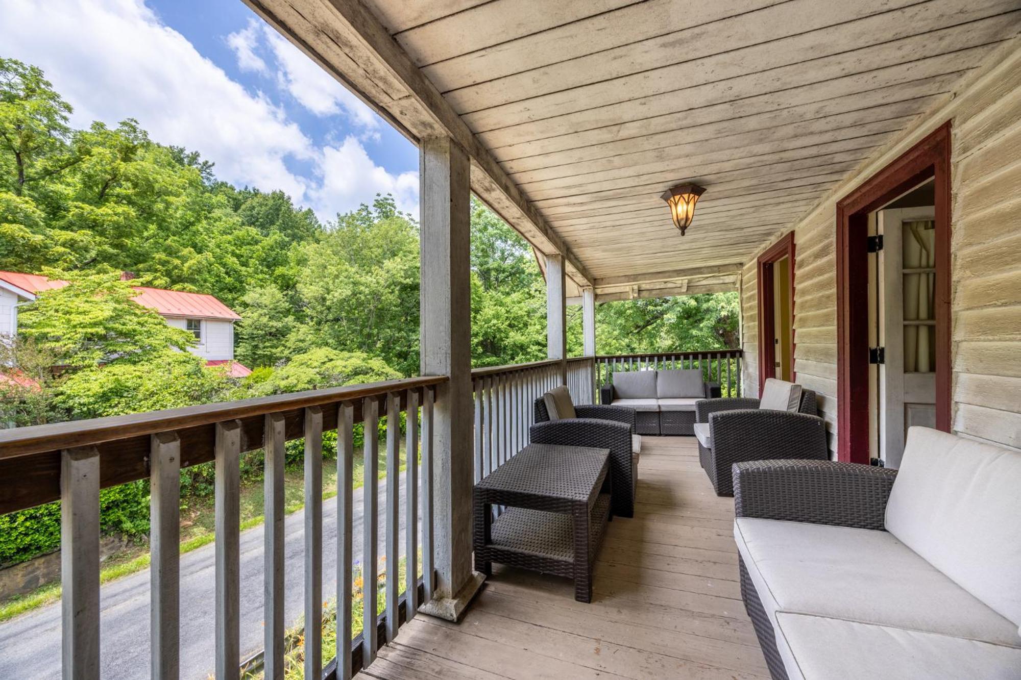 Bliss Point Farm And B&B, Llc Earlysville Экстерьер фото