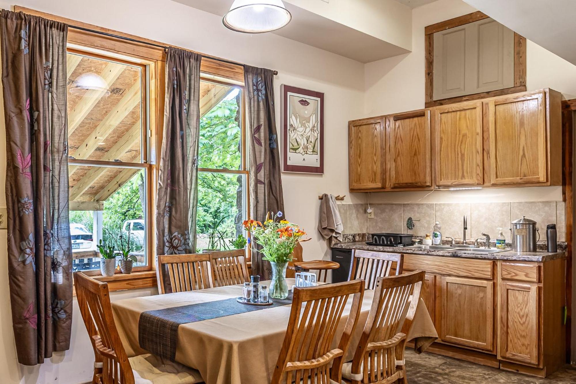 Bliss Point Farm And B&B, Llc Earlysville Экстерьер фото